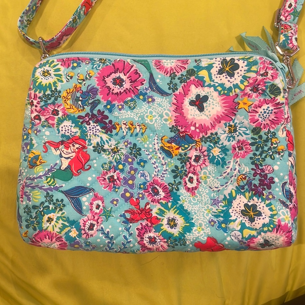 NWOT: Vera Bradley Triple Compartment Crossbody in Ariel Floral